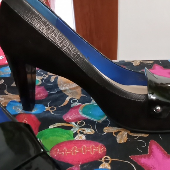 Cole Haan leather and patent leather high heels shoes. Size  9 B Now Trending! - Picture 12 of 12